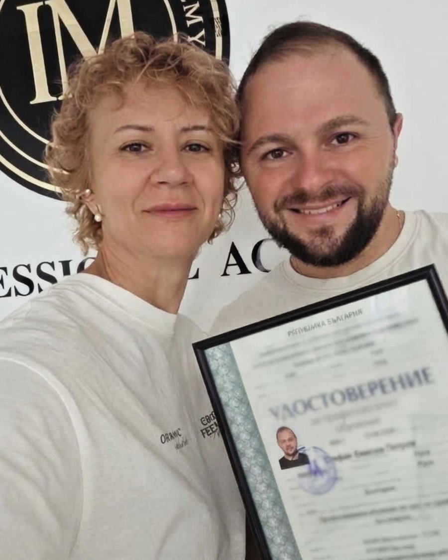 Връчване на удостоверение